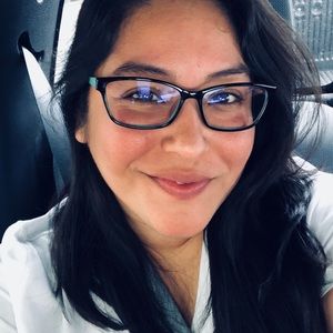 Meet your Posher, Samantha